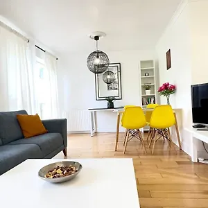  Apartment Canal View House: Of Oasis